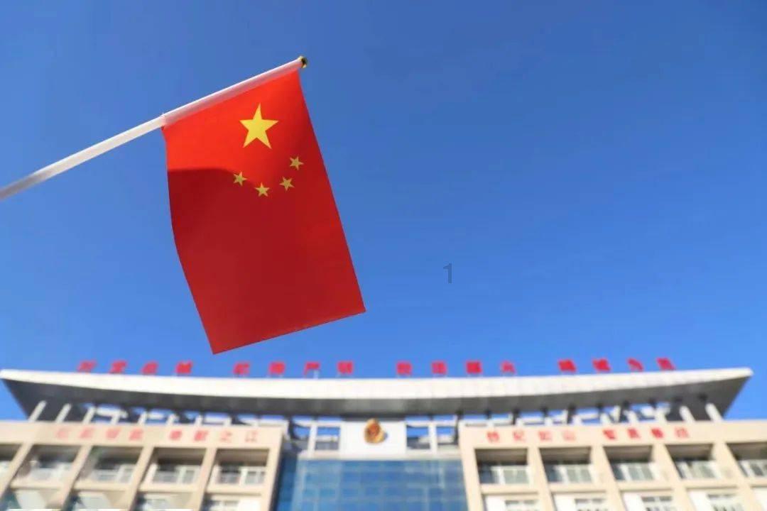 房间上万的紫禁城,没有一个厕所,宫中人员大小便全靠此物